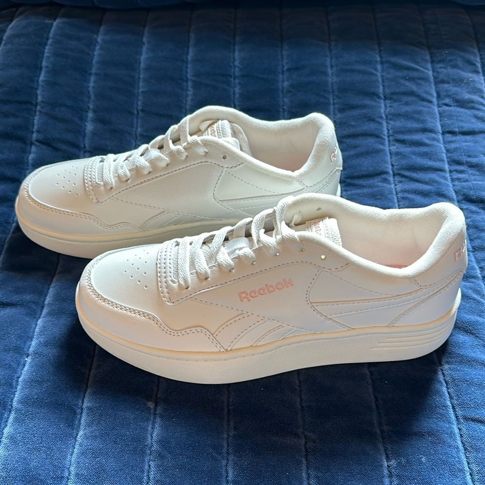 NWOT Reebok Galaxy 7 with Pink Detail